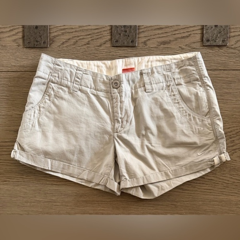 Nike Women's Light Grey Cargo Shorts